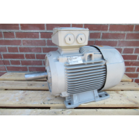 18,5 KW  2950 RPM Asmaat 42 mm B3   IE2 nieuwstaat.